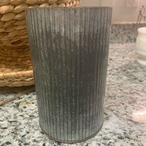 Metal pencil holder